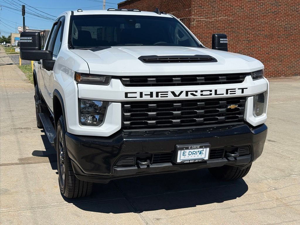 2021 Chevrolet Silverado 2500HD Custom - Image 3