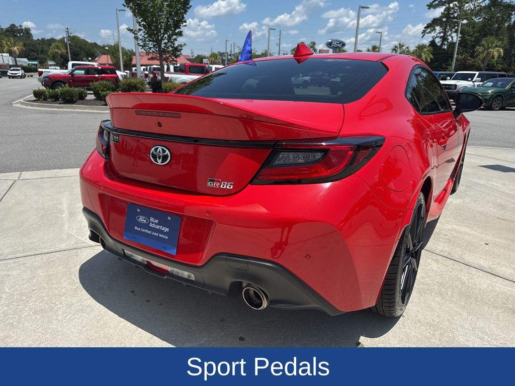 2024 Toyota GR86 Premium