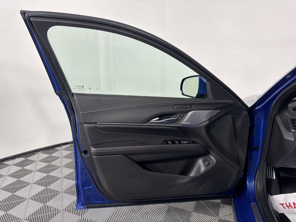 Thumbnail: 2023 Cadillac CT4 - 14