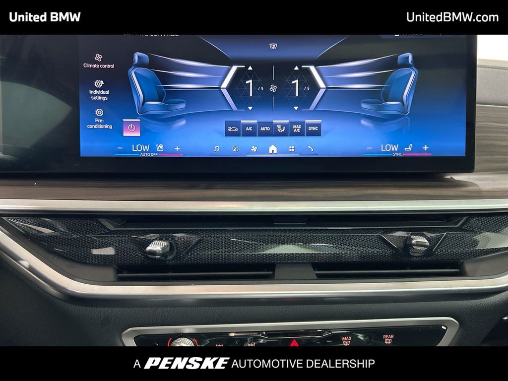 Thumbnail: 2024 BMW X6 - 19