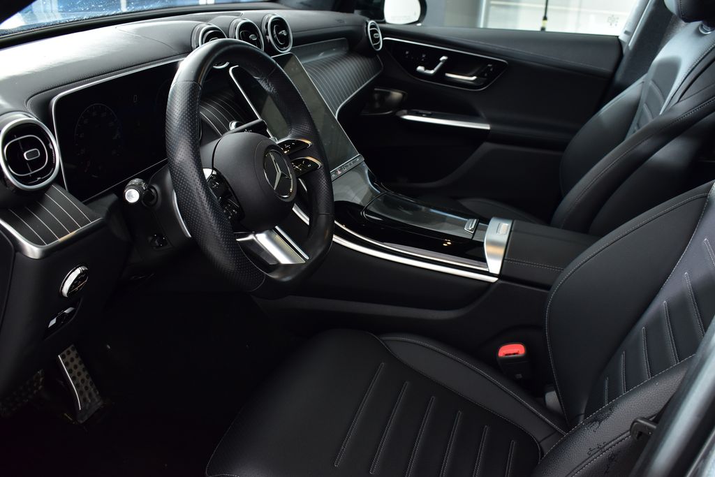 Thumbnail: 2023 Mercedes-Benz GLC - 13