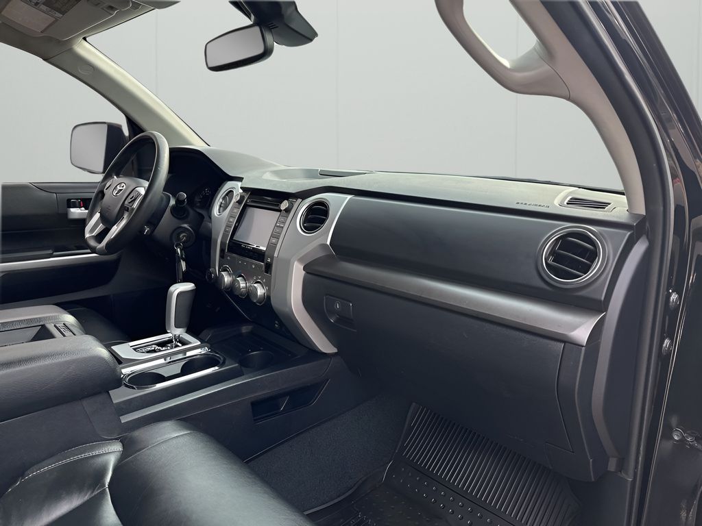 Used Car 2018 Toyota Tundra  Sr5 For Sale Under $35,000 In Austin, Texas