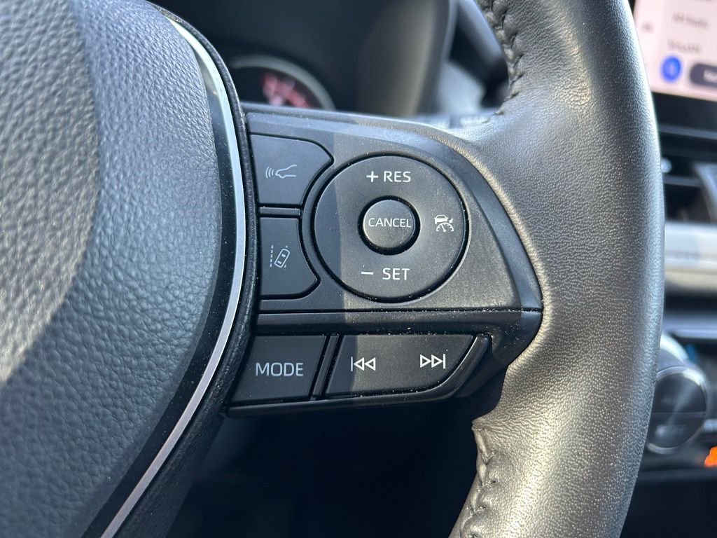 Thumbnail: 2023 Toyota RAV4 - 19