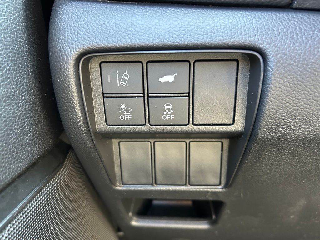 Thumbnail: 2017 Honda CR-V - 14