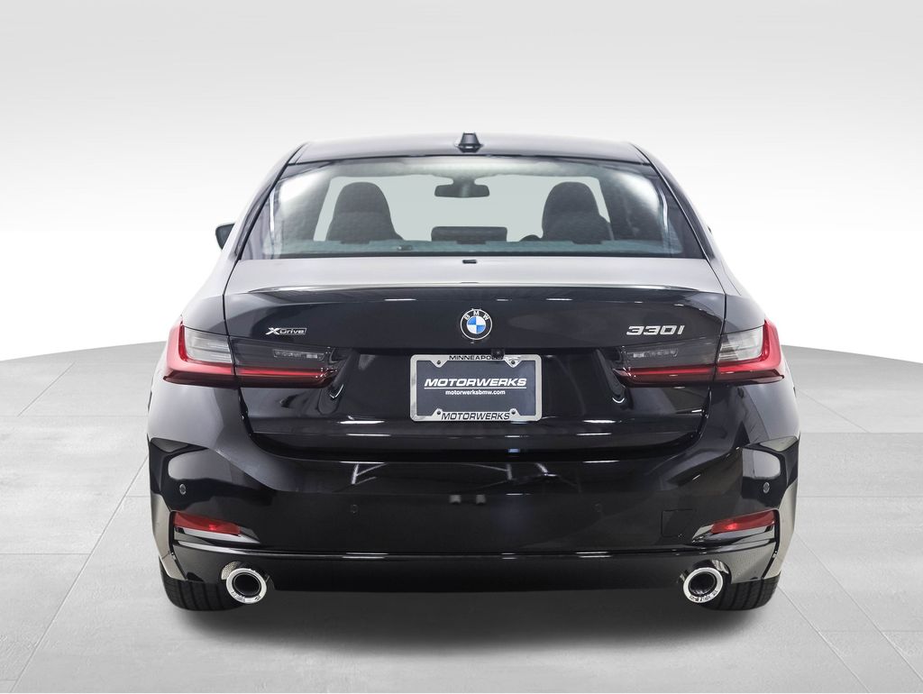 Thumbnail: 2025 BMW 3 Series - 5