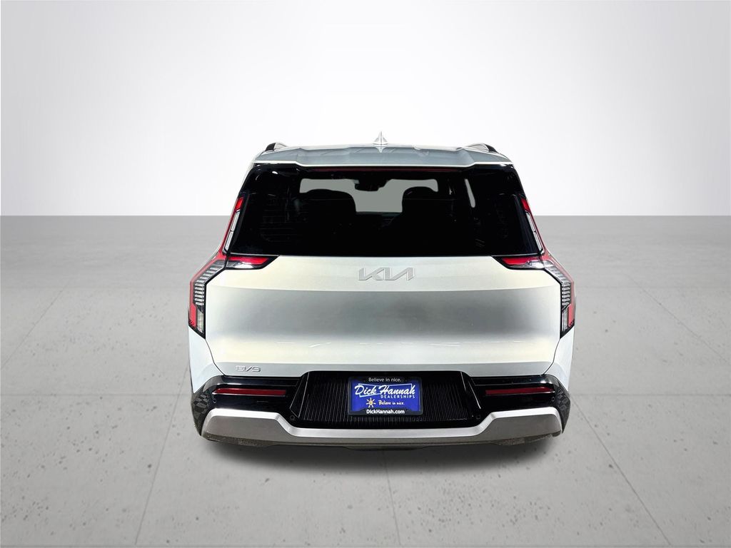 2024 Kia EV9 Land