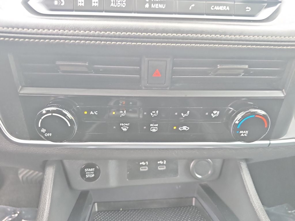 Used 2024 Nissan Rogue SUV