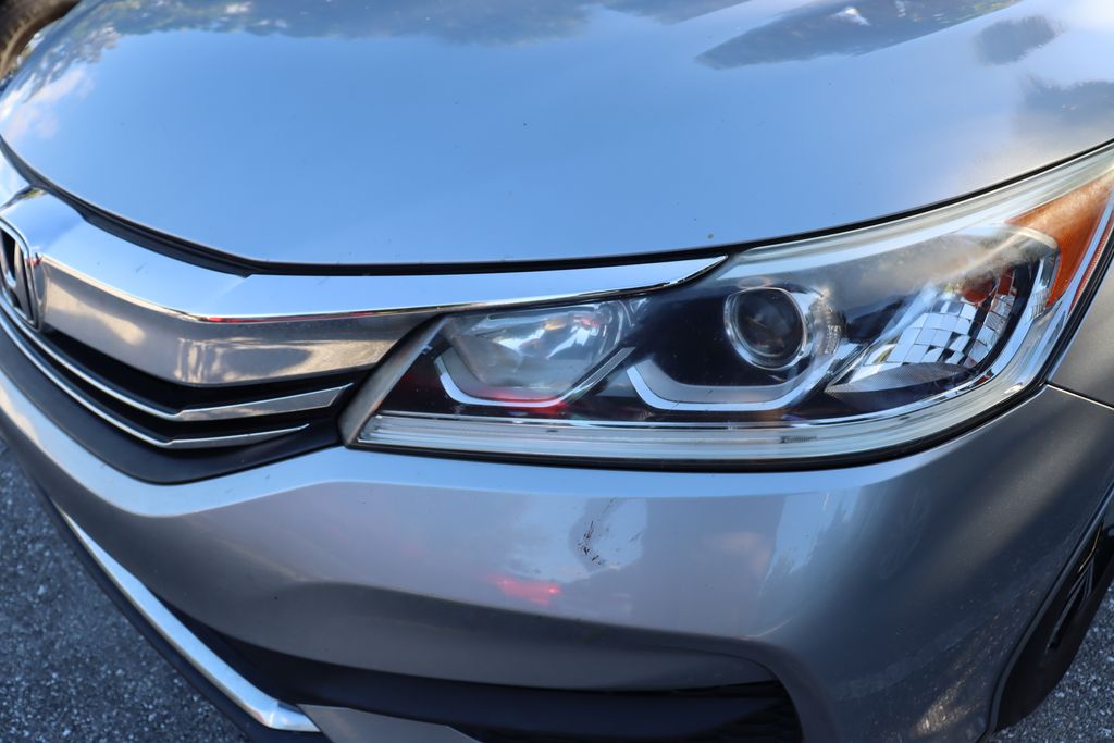 Thumbnail: 2016 Honda Accord - 3