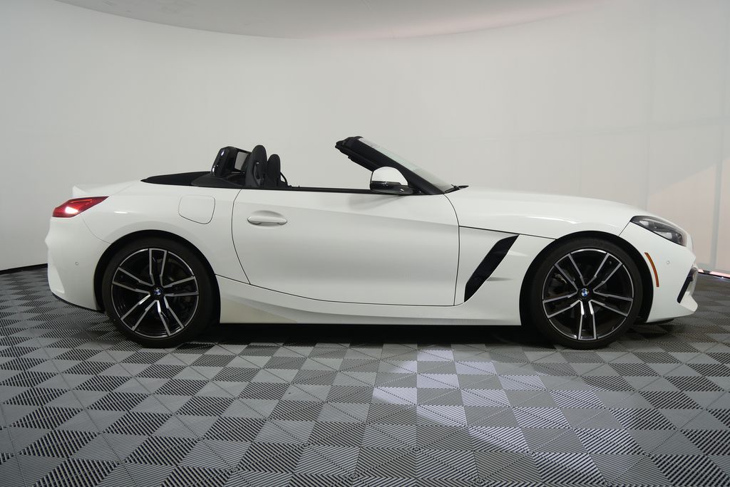 Thumbnail: 2022 BMW Z4 - 2