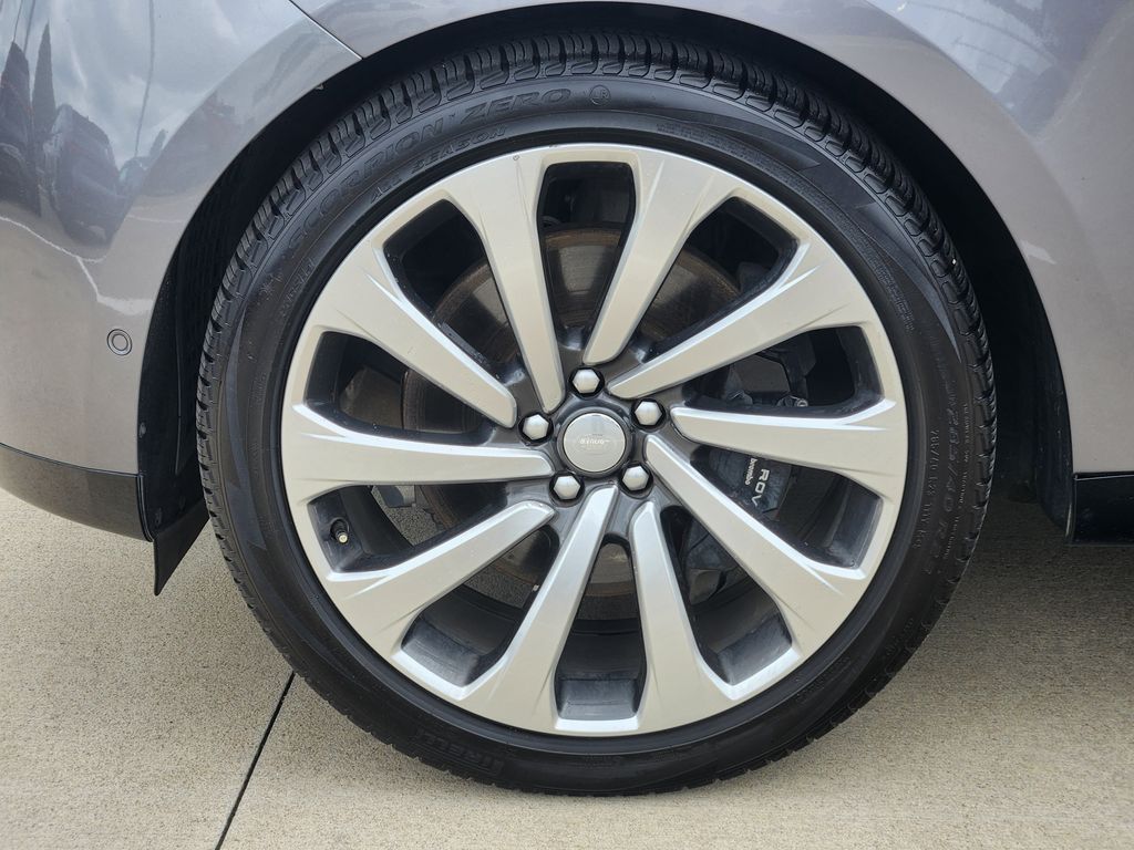 2023 Land Rover Range Rover SE  at Ultimate Motorsports