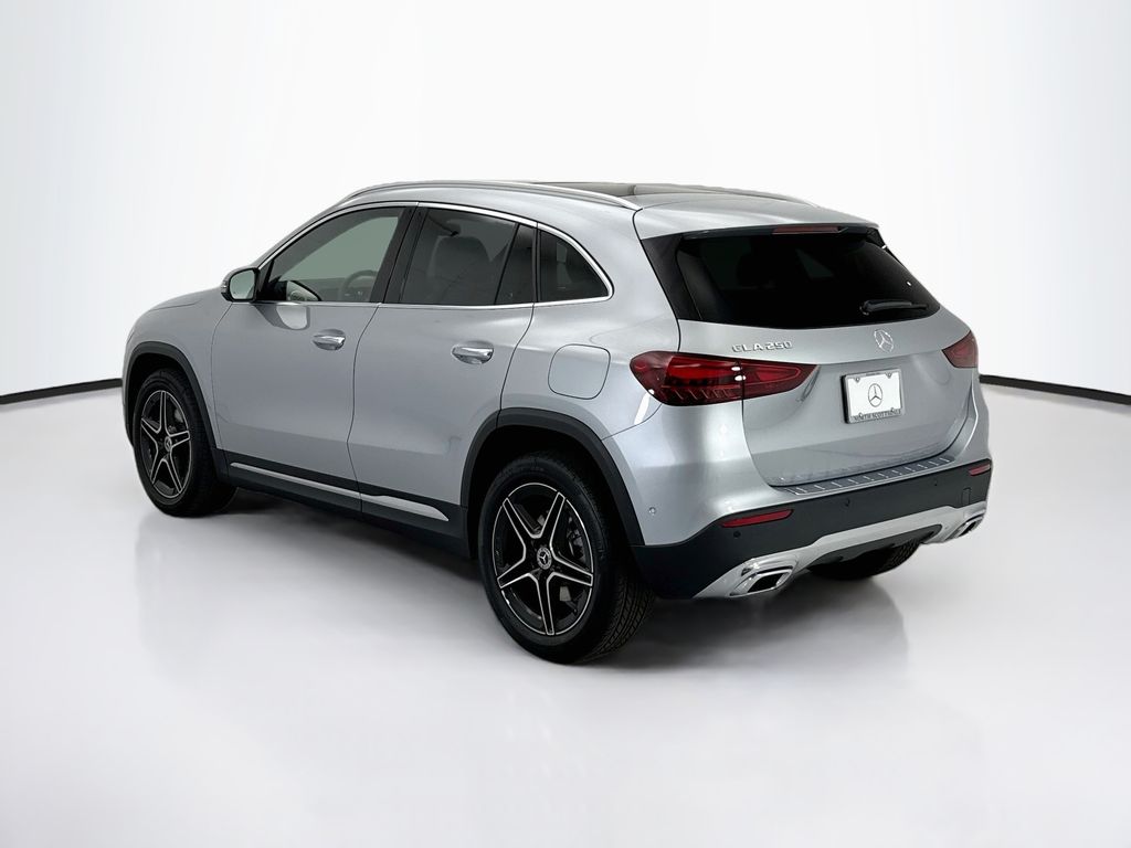 Thumbnail: 2026 Mercedes-Benz GLA - 7