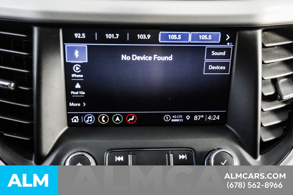Used 2023 White GMC SLT image 40