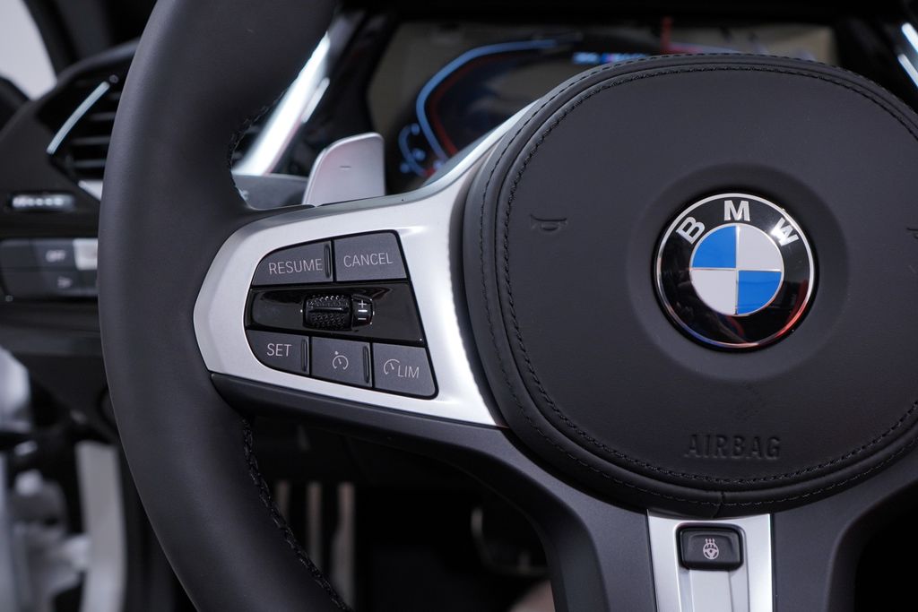 2025 BMW Z4 M40i 13