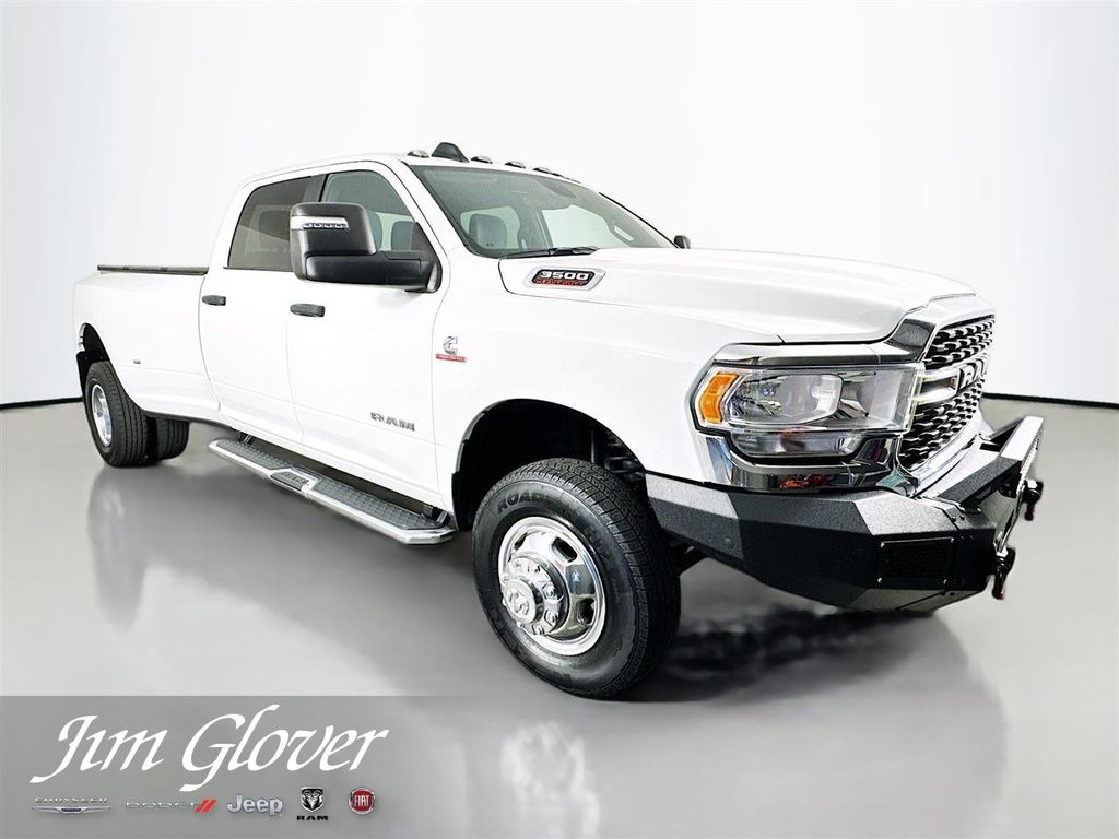 Bright White Clearcoat 2024 RAM 3500 Pickup Truck Four-Wheel Drive 6-Speed Automatic