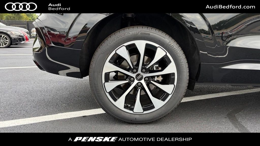 Thumbnail: 2026 Audi Q3 - 11