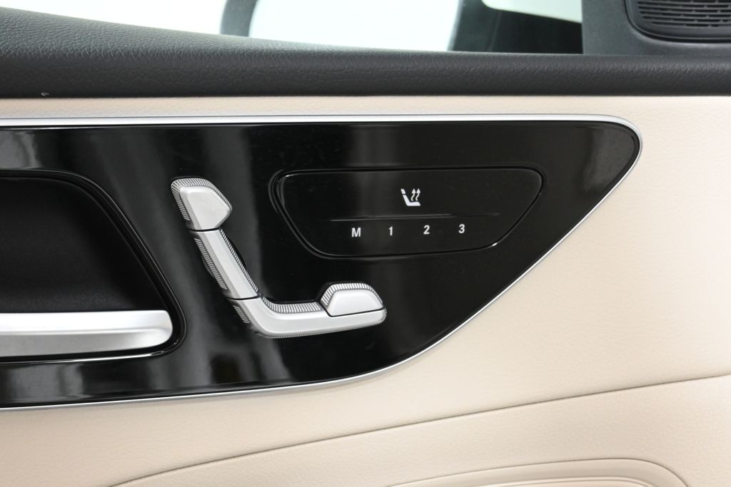 Thumbnail: 2023 Mercedes-Benz C-Class - 29