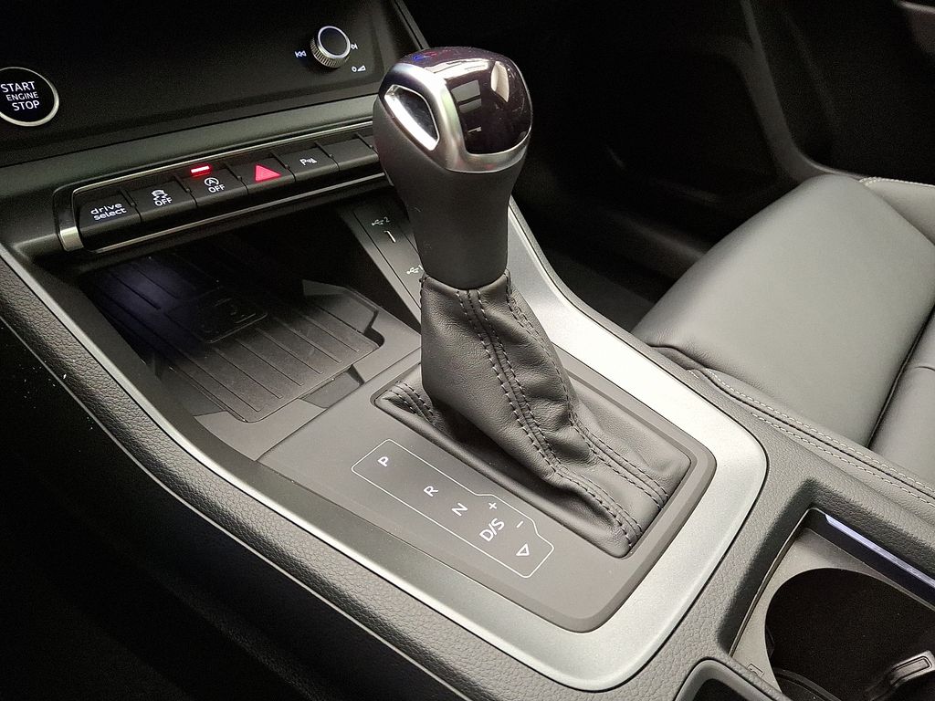 2024 Audi Q3 Premium 14
