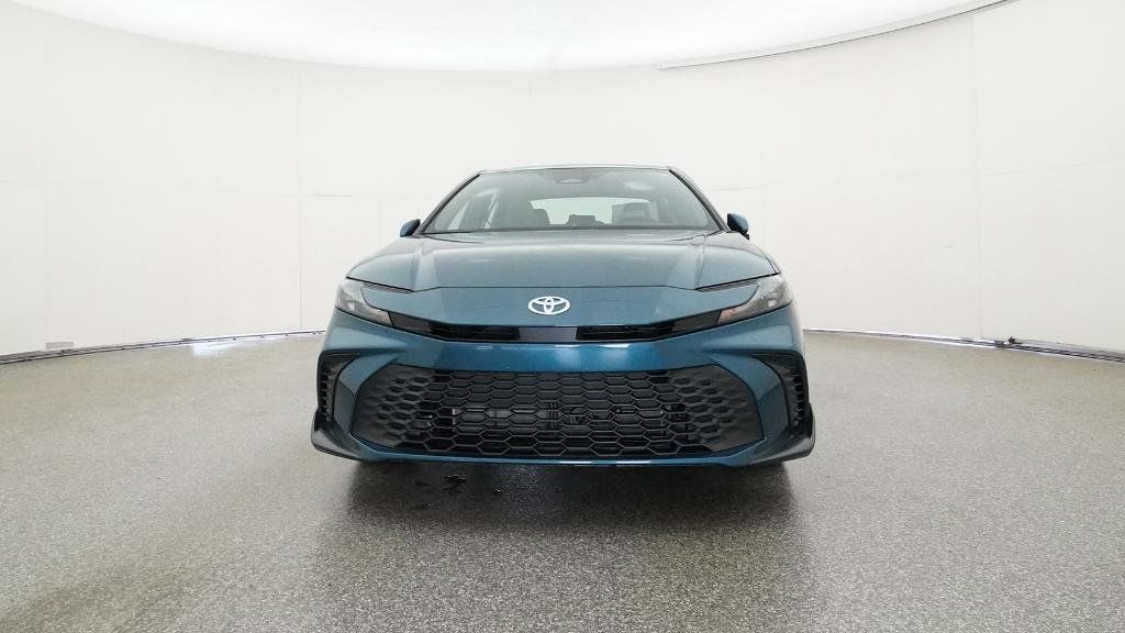2025 Toyota Camry SE 12