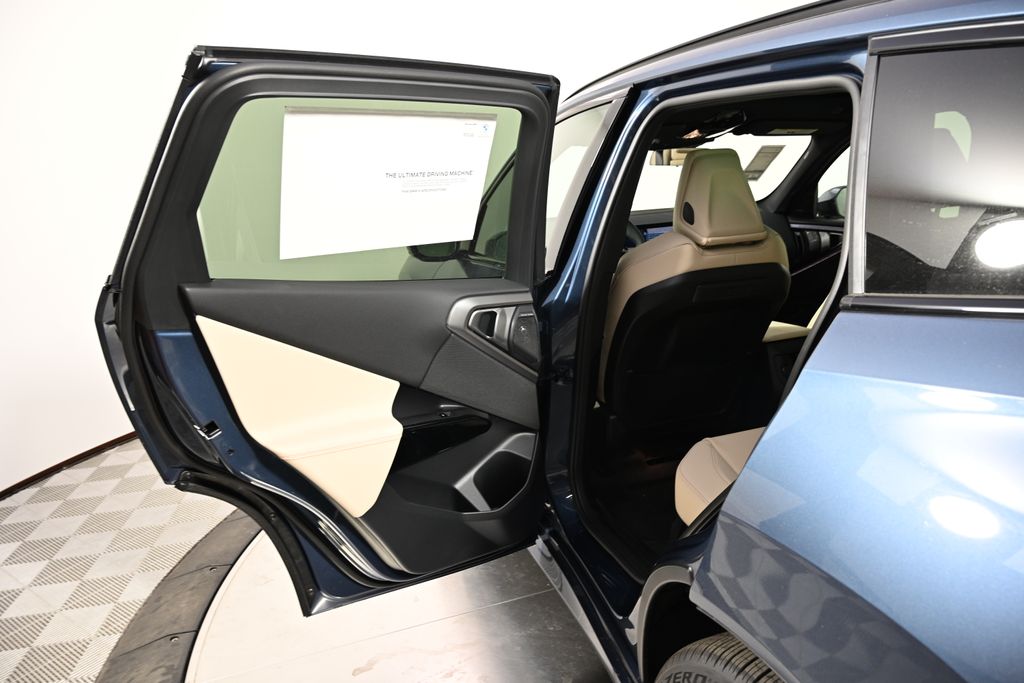 Thumbnail: 2026 BMW X3 - 23