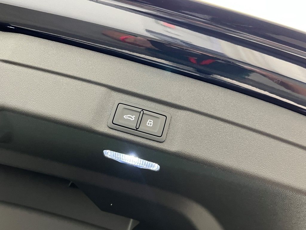 Thumbnail: 2025 Audi A5 - 9