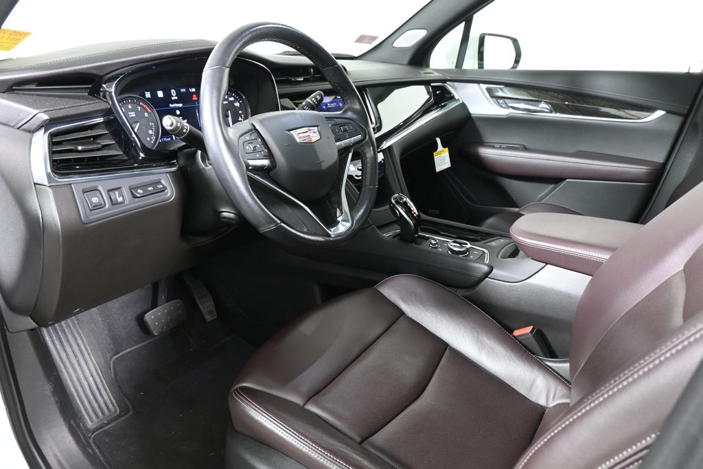 2022 Cadillac XT6 Premium Luxury 4