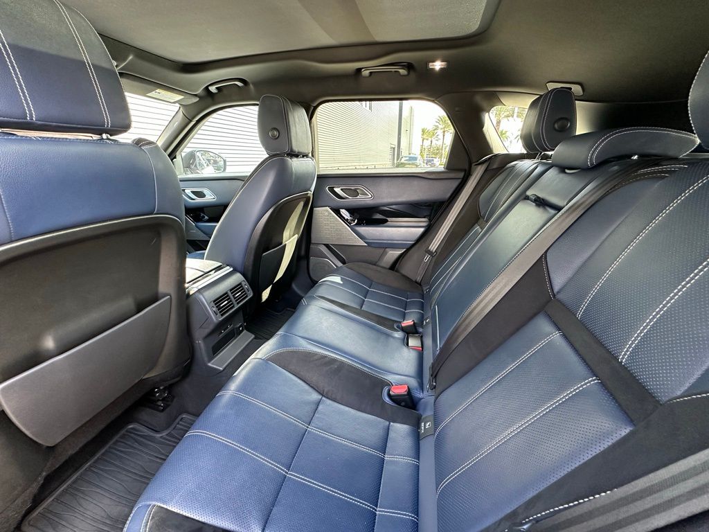 Thumbnail: 2019 Land Rover Range Rover Velar - 31