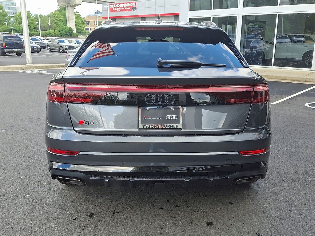 2024 Audi Q8 Prestige 5