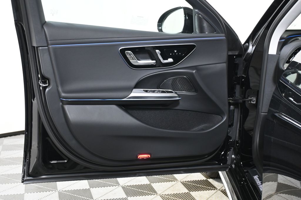 Thumbnail: 2026 Mercedes-Benz E-Class - 23