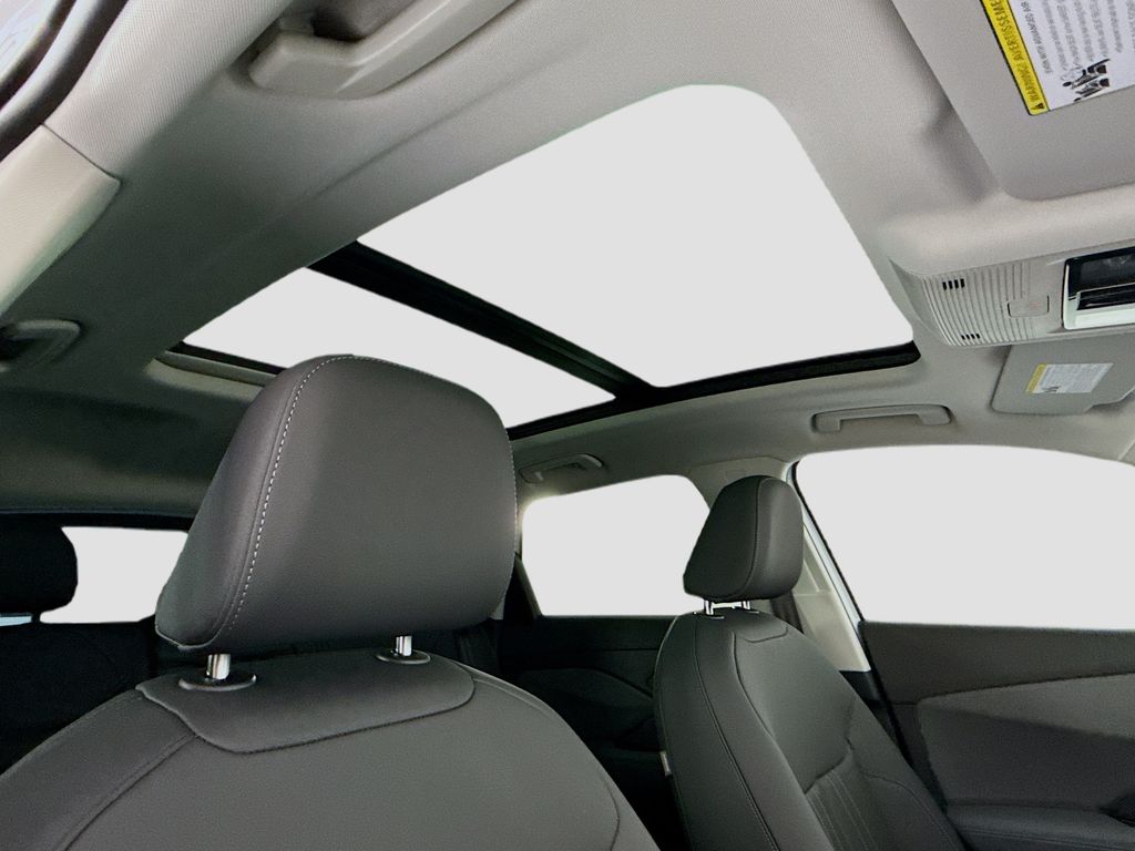 Thumbnail: 2026 Audi Q3 - 20