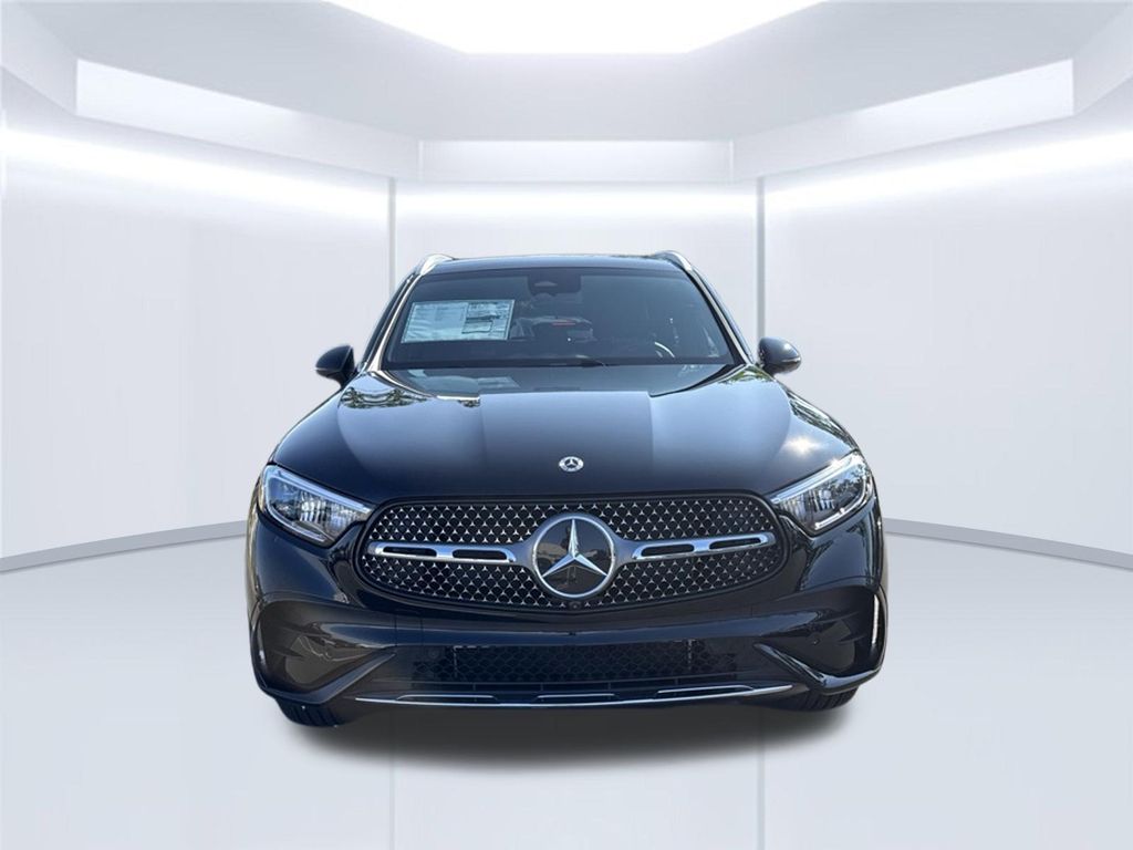 Thumbnail: 2027 Mercedes-Benz GLC - 8