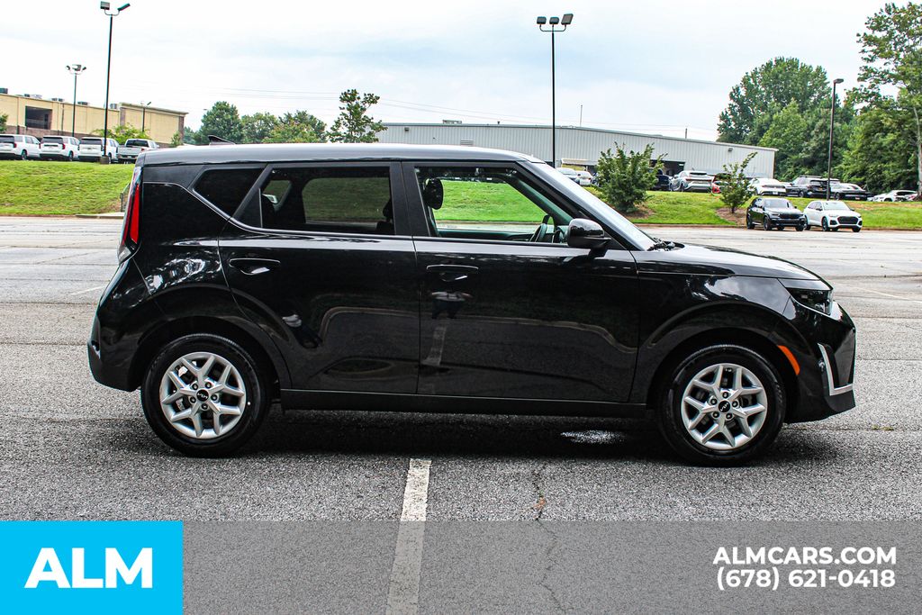 Used 2025 Black Kia LX image 8