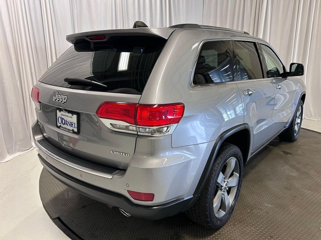 used 2016 Jeep Grand Cherokee car, priced at $15,833