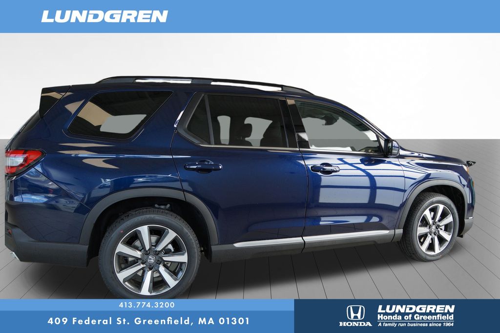 2025 Honda Pilot Touring 8