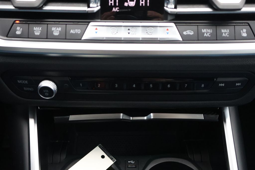 Thumbnail: 2022 BMW M3 - 18