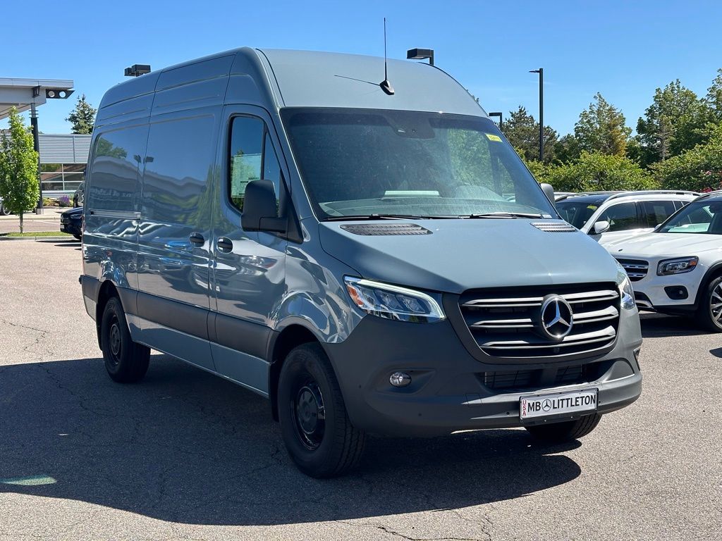 2024 Mercedes-Benz Sprinter 2500 Cargo 144 WB 6