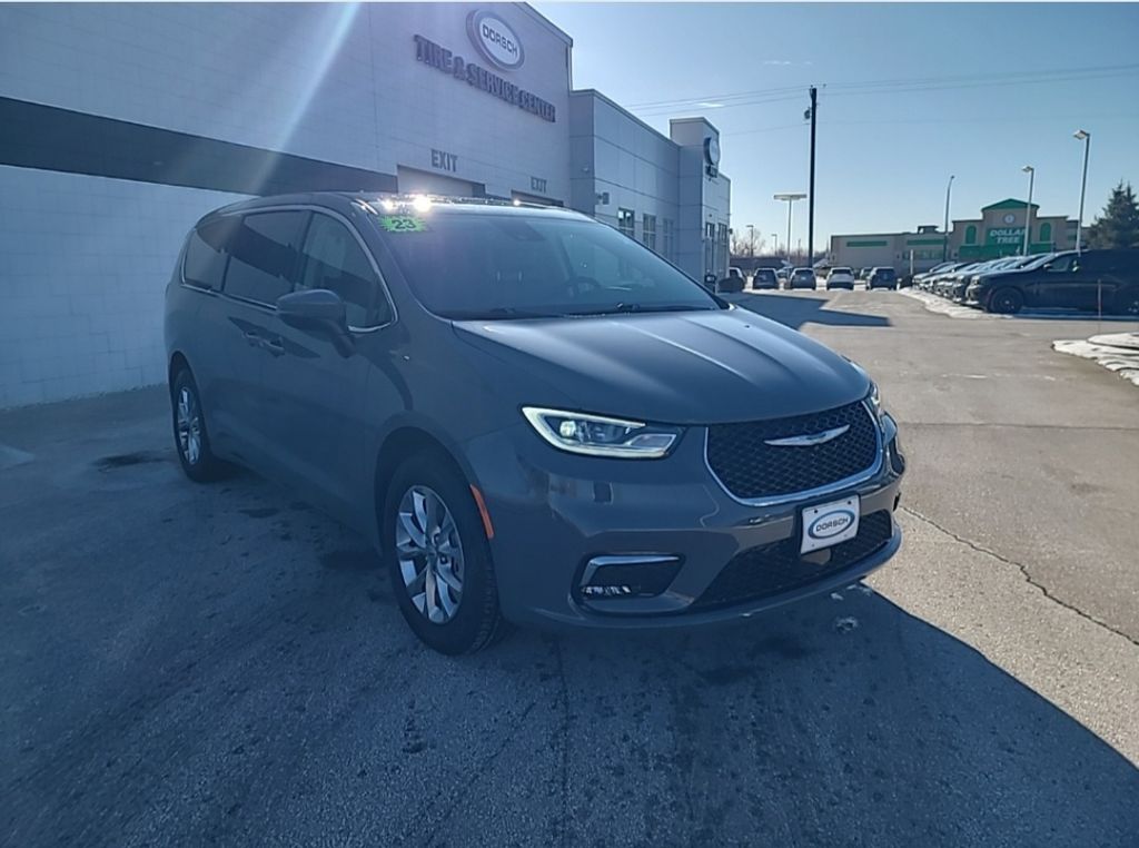 used 2023 Chrysler Pacifica car, priced at $34,299
