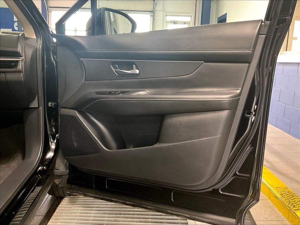 2025 Nissan Murano — photo 12