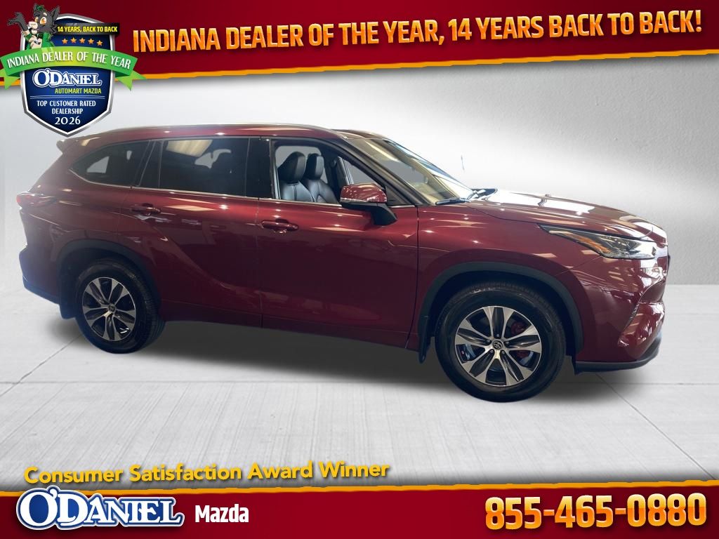 Red (Ruby Flare Pearl) 2021 Toyota Highlander XLE AWD SUV / Crossover All-Wheel Drive 8-Speed Automatic