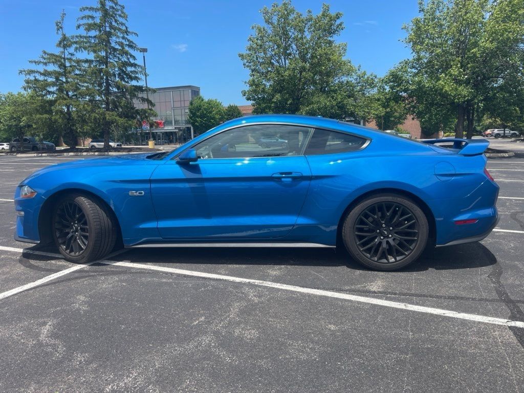 Used 2019 Blue Ford GT Premium image 9