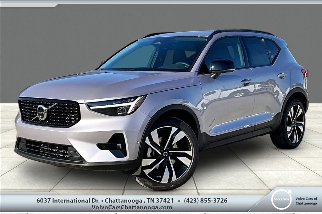 2026 Volvo XC40