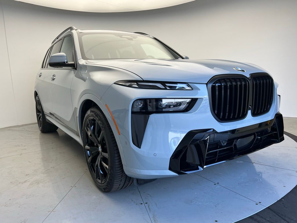 Thumbnail: 2026 BMW X7 - 2