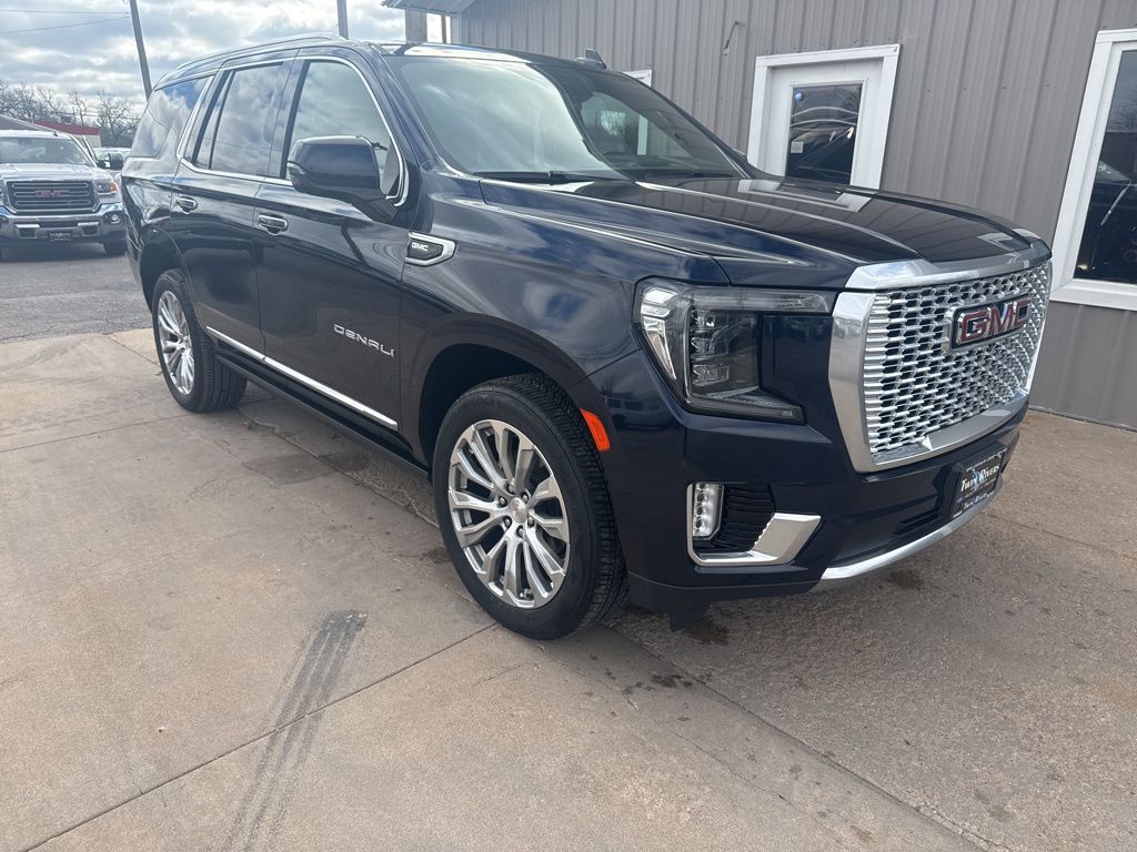 2023 GMC Yukon Denali 4WD
