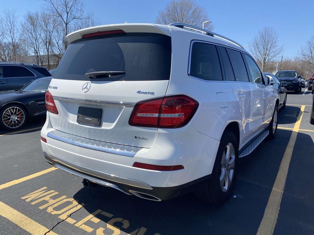 2019 Mercedes-Benz GLS 450 4MATIC 3