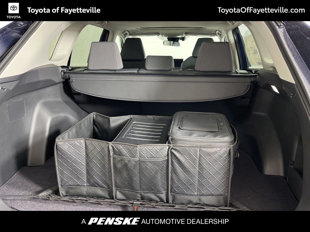 Thumbnail: 2025 Toyota RAV4 - 20