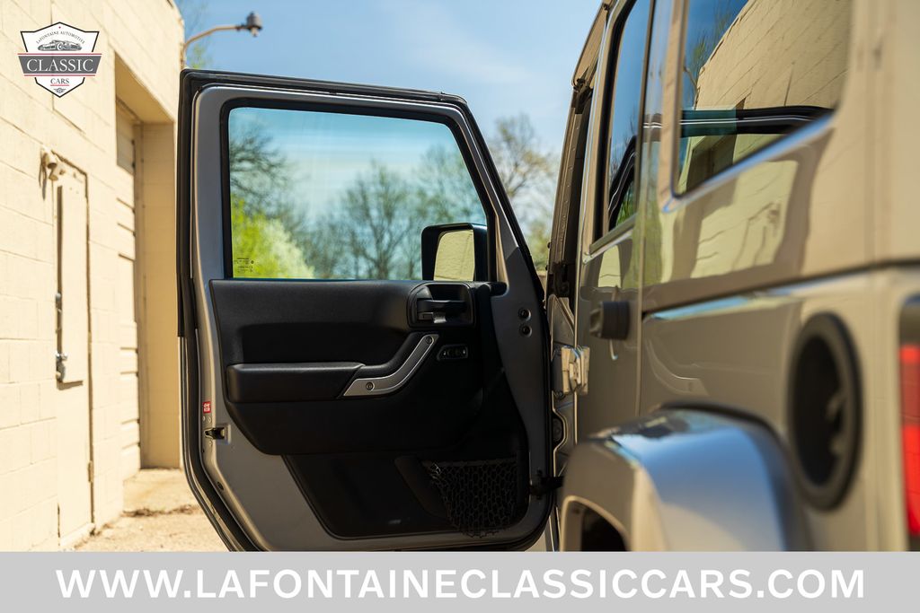 2018 Jeep Wrangler 36
