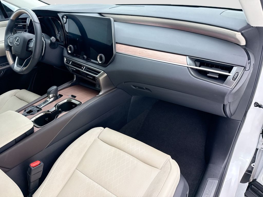 Thumbnail: 2023 Lexus RX - 16