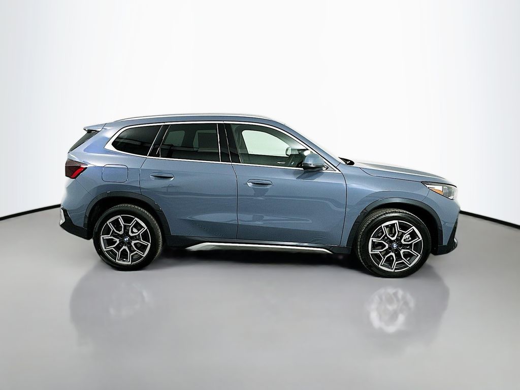 Thumbnail: 2025 BMW X1 - 4