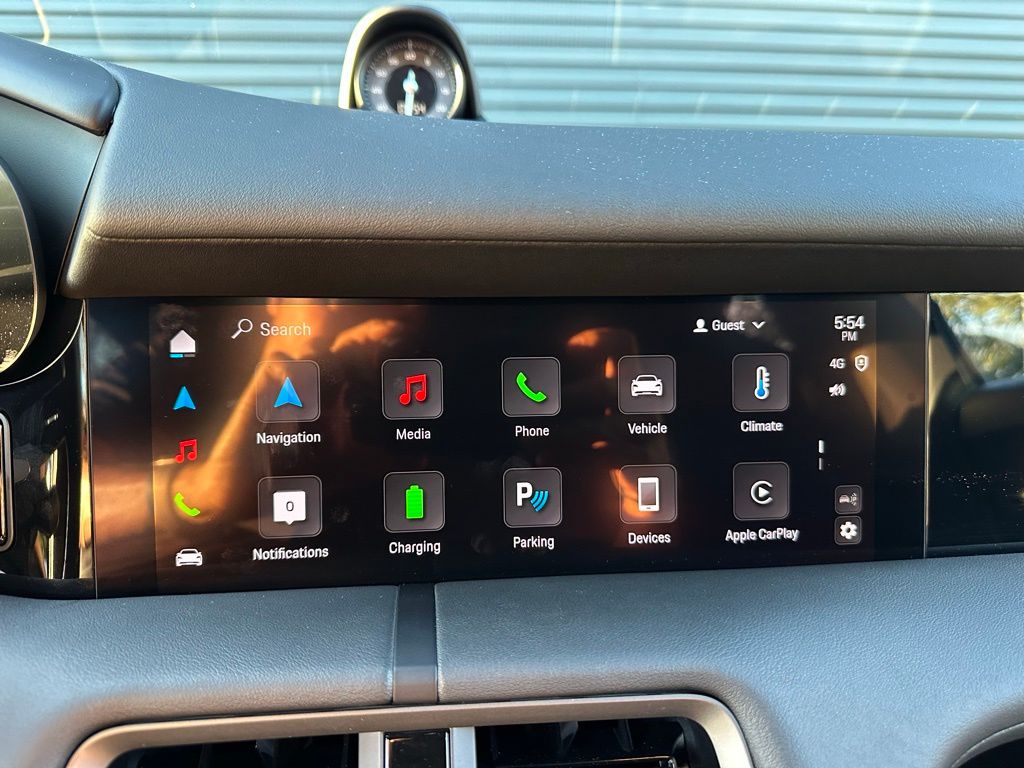 Thumbnail: 2025 Porsche Taycan - 24