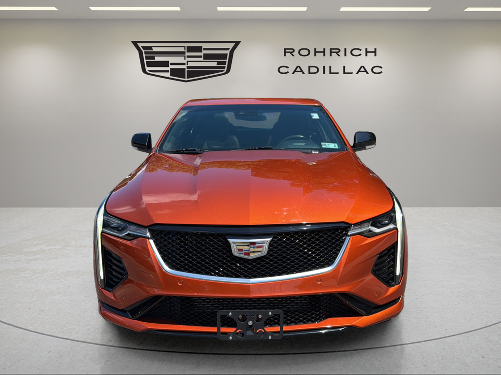 2023 Cadillac CT4