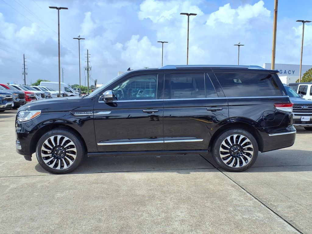 2024 Lincoln Navigator Black Label Black at Cook Ford